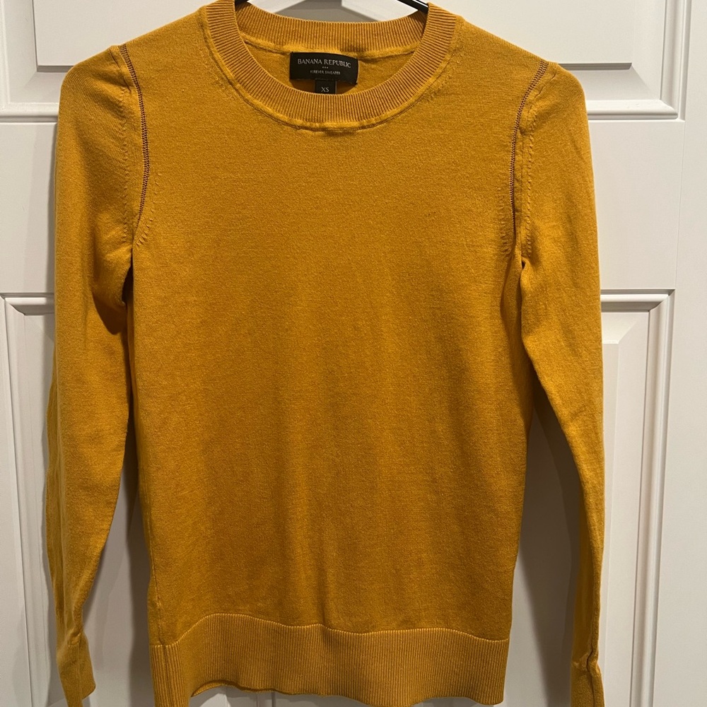 Banana Republic Mustard Yellow Sweater